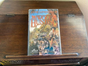 Wolf Ser.: WOLF HUNTING, Jane Lindskold, SIGNED/DATED (2006, Hardcover) - Picture 1 of 4