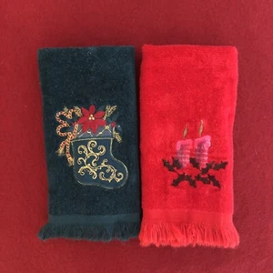Toallas de mano de Navidad bordadas candelabro y medias nuevas - Imagen 1 de 6