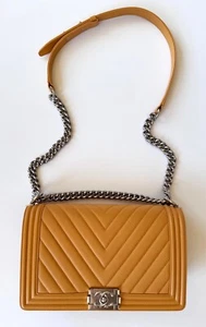 CHANEL YELLOW CHEVRON LEATHER SILVER HARDWARE MEDIUM BOY FLAP SHOULDER BAG - Picture 1 of 24