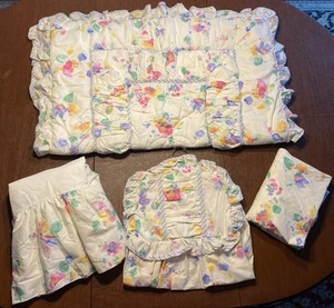 Vintage Lambs & Ivy Floral 4 Piece Crib Comforter, Sheet, Bed Skirt, Diaper Bag - Picture 1 of 8
