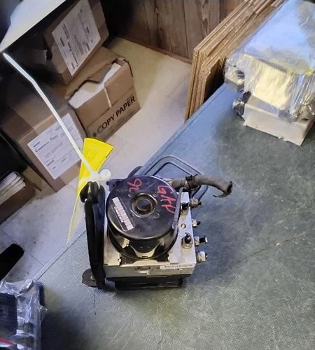 2013-2015 Volkswagen Passat ABS conjunto de módulo de controle de bomba de freio antibloqueio fabricante de equipamento original - Imagem 1 de 1