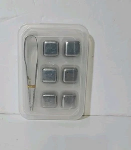 Edelstahl Eiswürfel. Wiederverwendbare Kühlsteine für Whisky, Wein, Getränke.  - Bild 1 von 3