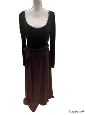 Dana Buchman Women’s Gown Size 12 Deep Purple Back Zip Velour Top Silk Bottom - Image 1 of 4