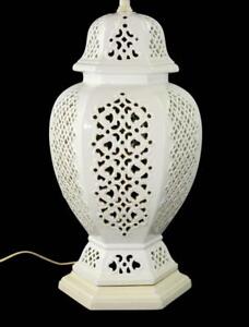 GINGER JAR BLANC DE CHINE WHITE LAMP HOLLYWOOD REGENCY MID CENTURY CHINOSERIE