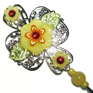 FLOR FLORAL AMARILLA Alfiler Palo Largo Sombrero Plata Pltd Vintage Jardín Estilo - Imagen 1 de 3