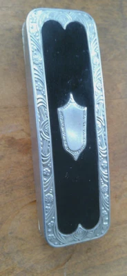 Cepillo de tocador de ropa victoriano antiguo tono plata Foto 1 de 4