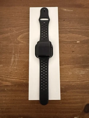Apple Watch Series 3 42mm GPS+ WIFI + LTE UNLOCKED Space Grey Case Black Band - Image 1 of 4