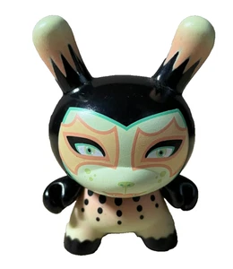 Fatale Dunny von Tara Mcpherson 3 Zoll Vinyl Kidrobot 2010 Sammlerstück - Bild 1 von 3