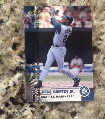 1999 TOPPS FINEST # 200 W/ COATING KEN GRIFFEY JR. - Image 1 of 2