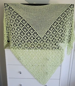Women's Shawl-Kerchief Handmade Color: mint, Size: 5×5×8 fit - Picture 1 of 7