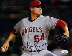 Mike Morin Los Angeles Angels Signed 8x10 Matte Photo JSA Authenticated - Picture 1 of 2