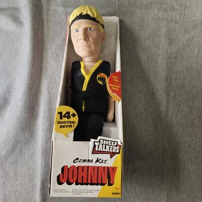 Shelf Talkers 12" Cobra Kai Johnny, Tire de Cuerda, Figura de Peluche con Sonidos NUEVO Foto 1 de 4