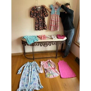 Lot of 9 Girls M/8 Clothing - Picture 1 of 5