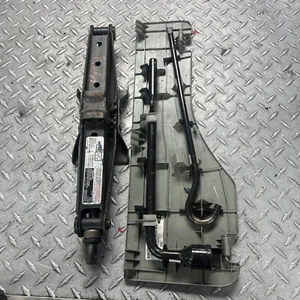 Honda Odyssey Spare Tire Jack & Tool Kit Foam Lug Wrench 2011 sl1 - Picture 1 of 6