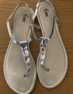 Damen-Sandalen Fioni Slipper Größe 9 - Bild 1 von 4