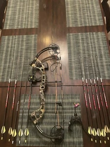For Sale $250.00: Youth Kids Bear Bow And Arrows And Release - Picture 1 of 1