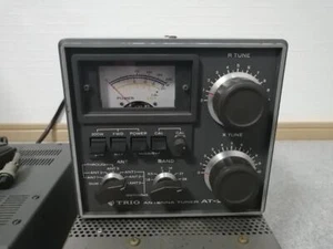 Kenwood TRIO AT-200 Ham Radio Antena Tuner Wbudowany miernik mocy SWR 200W - Zdjęcie 1 z 16