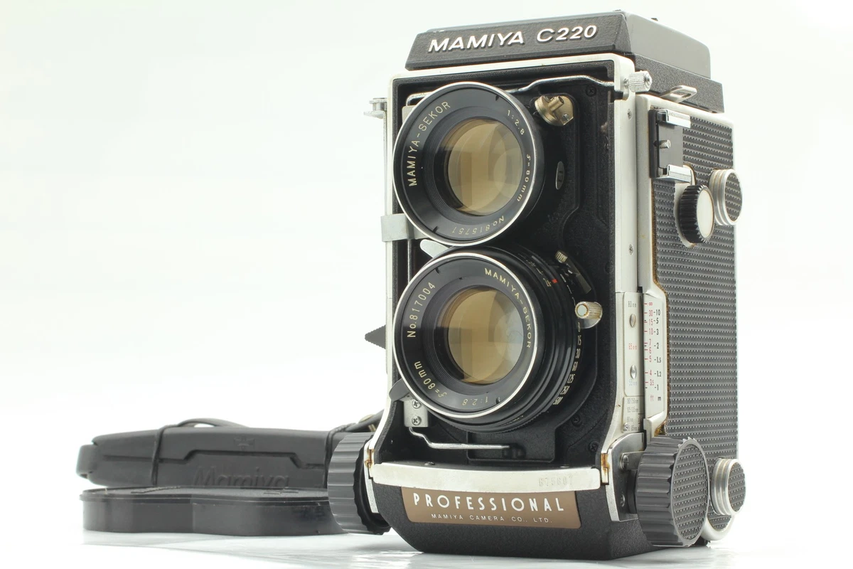 MAMIYA C220 Professional 80mm F3.7 二眼レフ MAMIYA C220 Professional 80mm F3.7 二眼レフ NEAR MINT] Mamiya C220