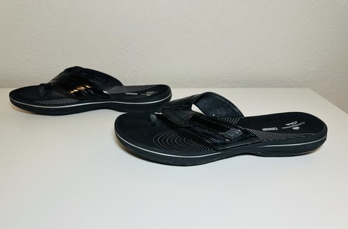 Sandali infradito Clarks Cloudsteppers Cushion Patent nero brezza donna 9