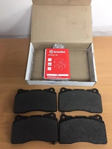 GENUINE HONDA CIVIC TYPE R FK2 BREMBO FRONT BRAKE PAD SET 2015-2016 - Picture 1 of 3