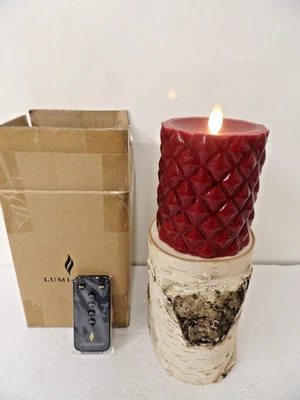 Vela de pilar de cera roja sin llama Luminara incomparable con patrón acolchado 4" Foto 1 de 4
