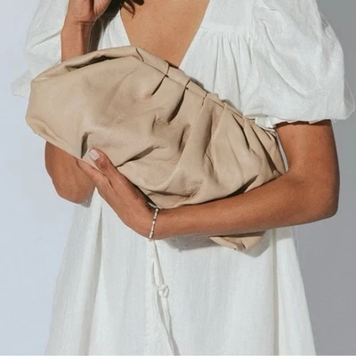 Bolso de mano Cleobella Gigi en hueso Foto 1 de 4