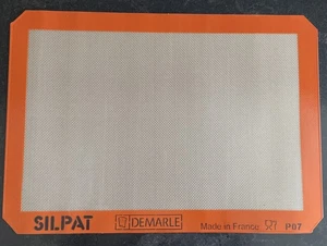 SILPAT Premium Non-Stick 1/2  Half Sheet Silicone Baking Mat, 11-5/8 x 16-1/2 - Picture 1 of 5