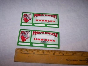 2 etiquetas vintage BELKNAP Pride of Kentucky MANIJA LOUISVILLE KENTUCKY - Imagen 1 de 2