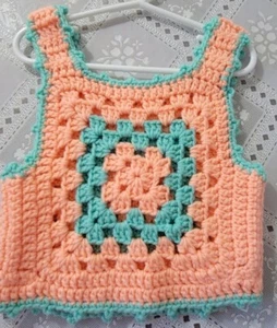 Vintage Hand Crocheted Granny Square Sweater Vest Tank Boho Retro Girls S 4/5 - Picture 1 of 3