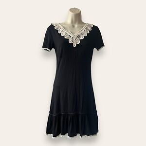 Collier en dentelle contrastée Zara robe noire blanche short gothique grunge 8-10