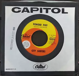 City Surfers - Powder Puff / 50 Miles To Go 7" Single 1963 Capitol USA - Picture 1 of 4