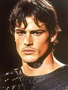 Radiant Masculine Spirit, Striking Beefcake Model, 4x6 Glossy Print – Original A - Picture 1 of 1