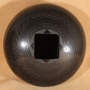 Mata Ortiz Black Pottery Intense Ancient Artwork Hand Made Square Opening New - Picture 1 of 5