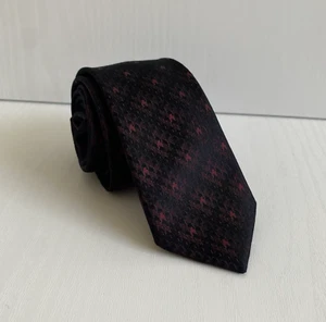 LAMBRETTA Silk Black Red Ombre Houndstooth Pattern Slim 2.5" Tie - Picture 1 of 8