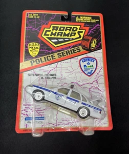 Road Champs Police Series Montreal Crown Victoria escala 1:43 nuevo en caja - Imagen 1 de 6