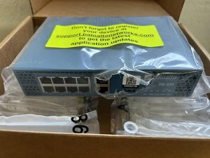 Palo Alto PA-220 Sprzęt komunikacyjny Przełącznik sieciowy (nieużywany, w pudełku) ΑΜ6857L - Zdjęcie 1 z 4