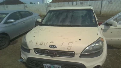 Used Air Cleaner Assembly fits: 2013 Kia Soul 1.6 Grade A - Image 1 of 4