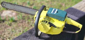 Pioneer 1074 Chainsaw For Parts or Repair overall Decent shape Vintage - Picture 1 of 11