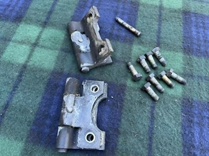 Mercedes-Benz R107 380SL Driver's Door Hinge Set - Picture 1 of 6