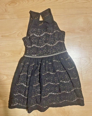 Black Size 7 Formal Dress with Tan underlay - Image 1 of 4