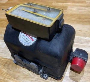 VINTAGE AIRCRAFT HONEYWELL CAGEABLE VERTICAL FLIGHT GYRO - JG7044M-3A - Picture 1 of 7