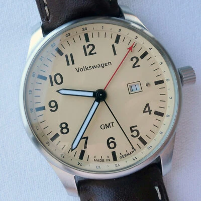 Volkwagen Classic Beetle Bug Car Accessory Aviator Pilot Driver GMT German Watch - Image 1 of 4