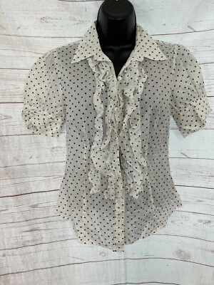 Blusa para mujer Pixie Hopkins con volantes delanteros manga corta blanca a lunares talla S Foto 1 de 4