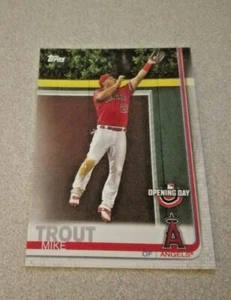 2019 Topps Opening Day #24 Mike Trout Los Angeles Angels - Picture 1 of 2
