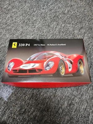 Fujimi scala 124 Ferrari 330P4 Le Mans 1967 model kit usato - Immagine 1 di 4