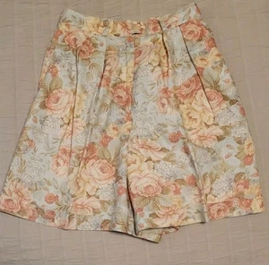 Ralph Lauren Floral Linen Shorts, size 2 Petite - Picture 1 of 4