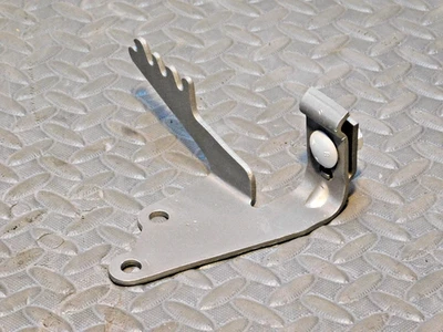 SOPORTE ACELERADOR COLECTOR ADMISIÓN FORD 352.390427.428 MERCURIO, GALAXIA, FAIRLANE Foto 1 de 4