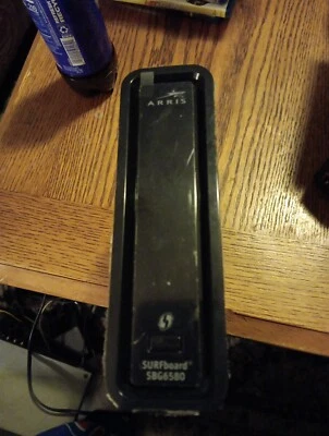 Arris Surfboard  SBG580 Modem - Image 1 of 3