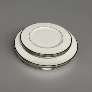 Lenox MONTCLAIR Set Of 4 Each Dinner & Salad Plates - Picture 1 of 8