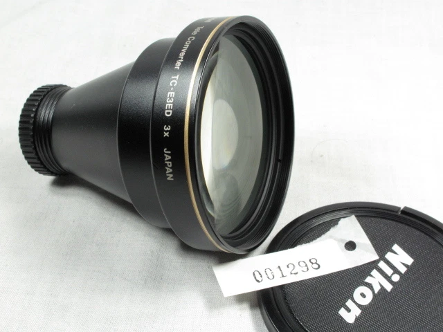 CONVERTIDOR TELE NIKON TC-E3ED 3X PARA COOLPIX COMO NUEVO CON TAPAS Foto 1 de 1